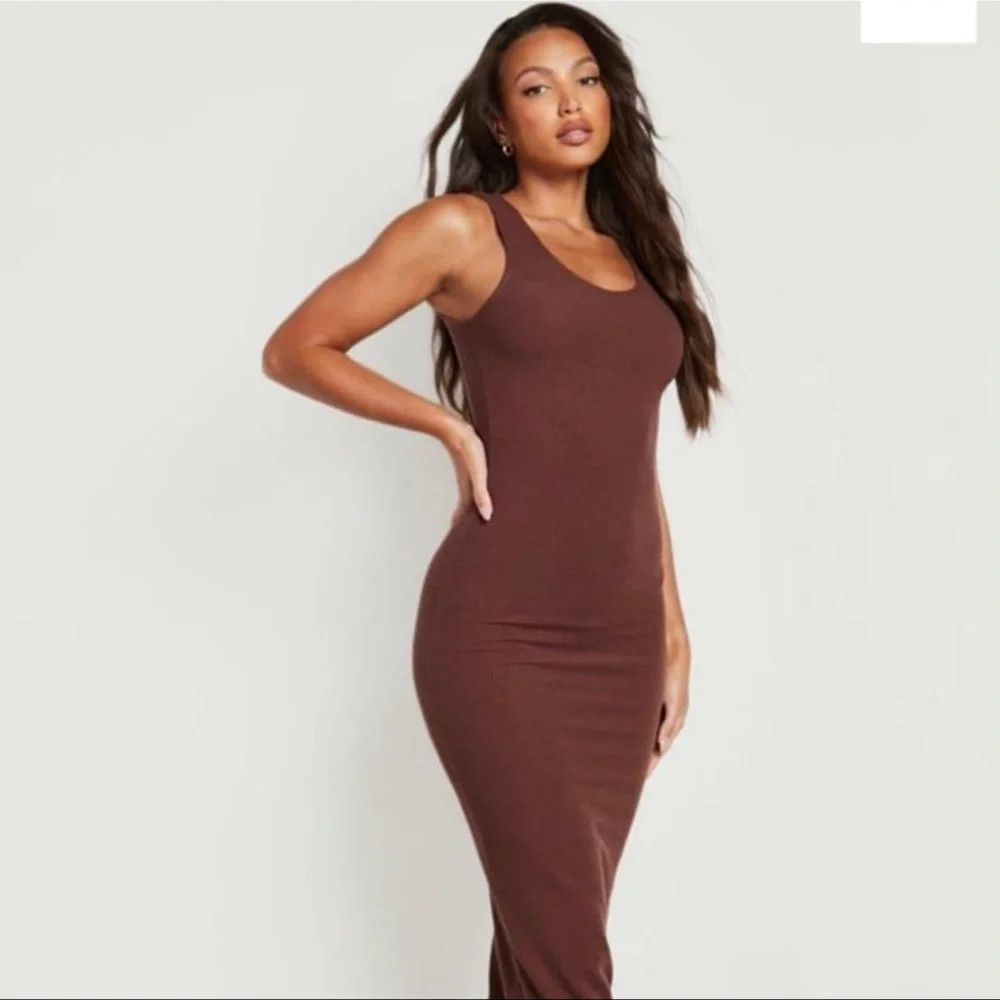 Chocolate Brown Maxi Bodycon Dress - Picture 10 of 14